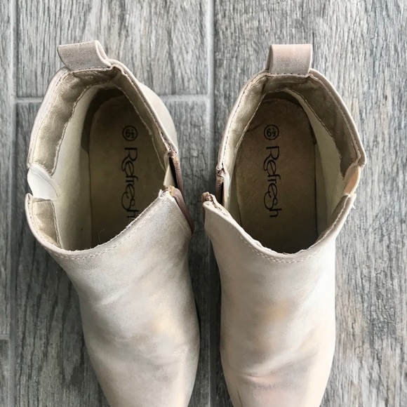 Refresh Womens Rider Rose Gold Bootie - Picture 4 of 9